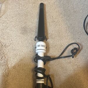 Hot Tools Black & White Tapered Curling Wand